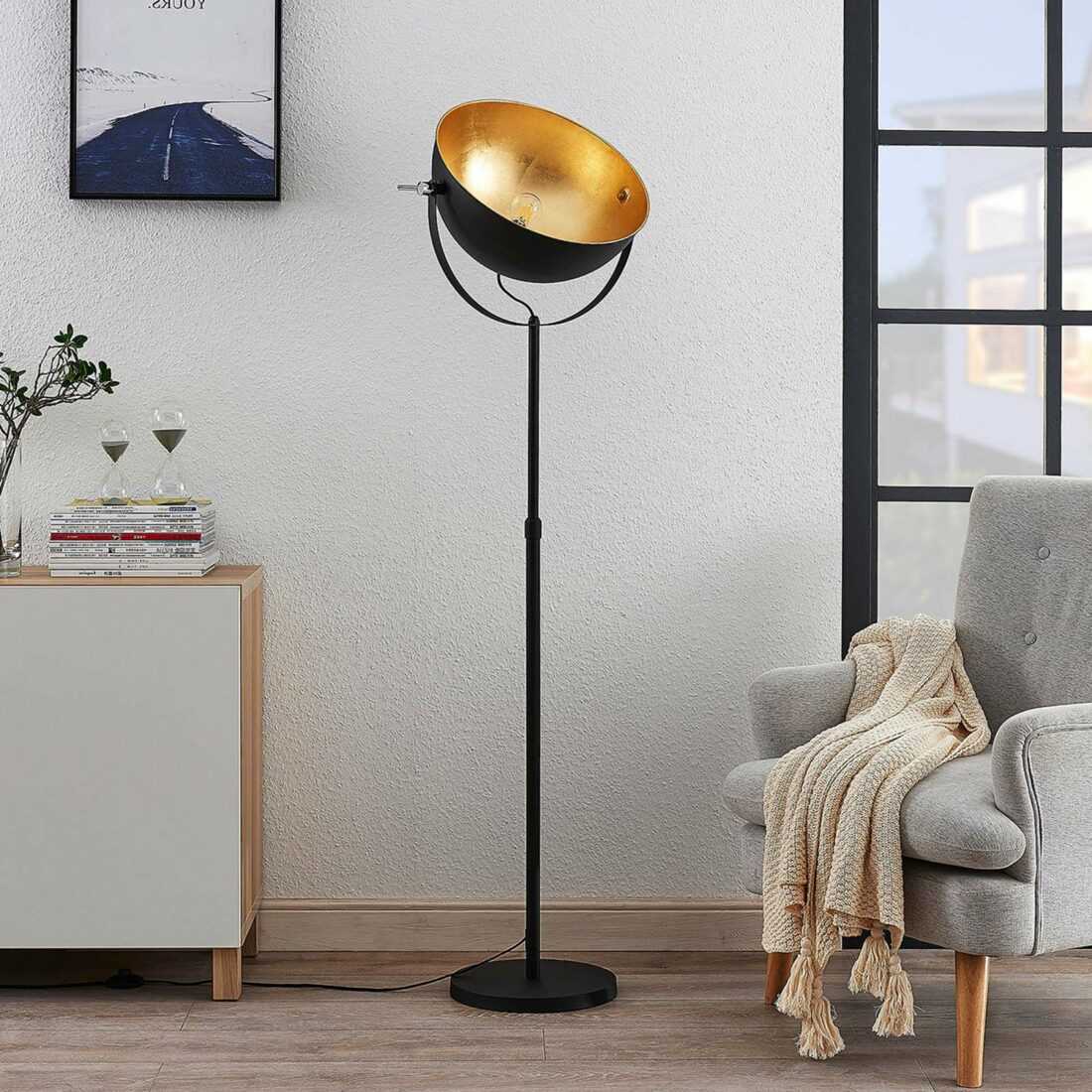 Lindby Stojací lampa Muriel
