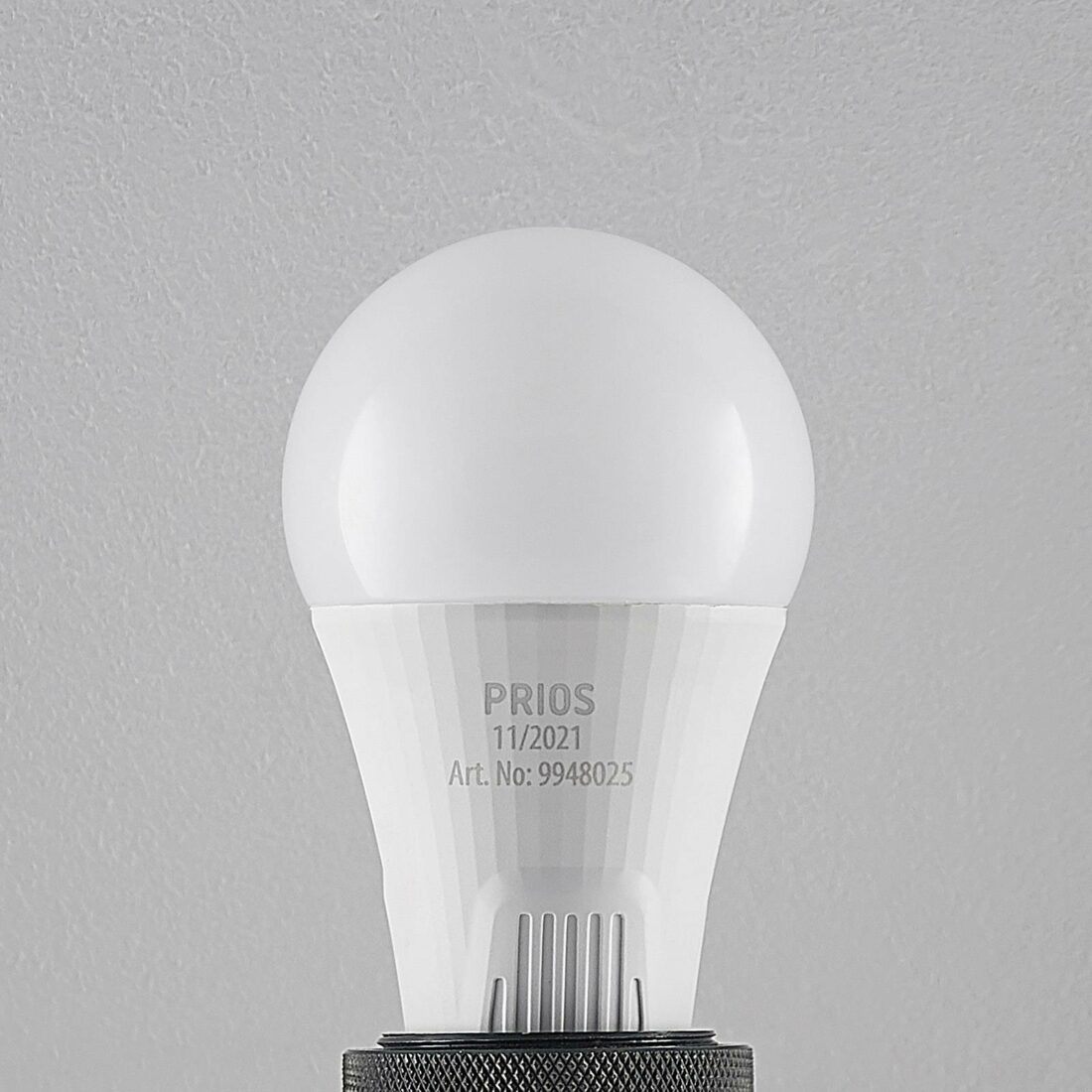 PRIOS LED žárovka E27 A60 15W bílá 2 700K