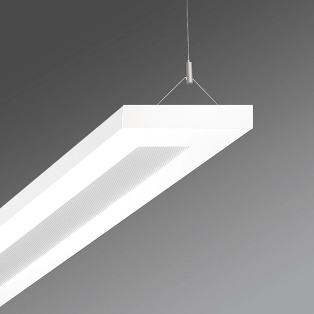 Regiolux LED závěsné světlo Stail microprisma 32W bílá