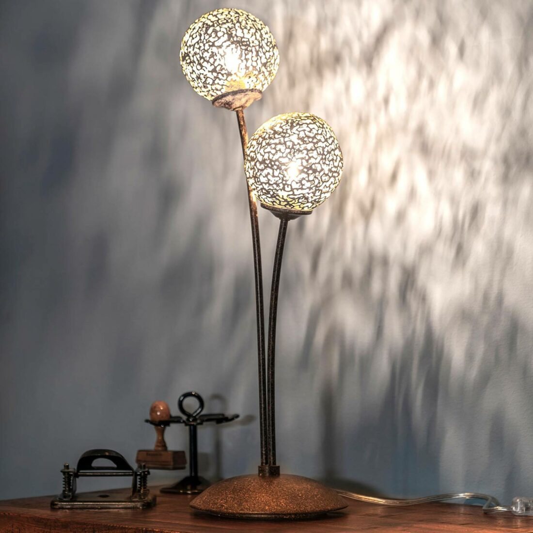 Paul Neuhaus Stolní lampa Greta v rezavém designu