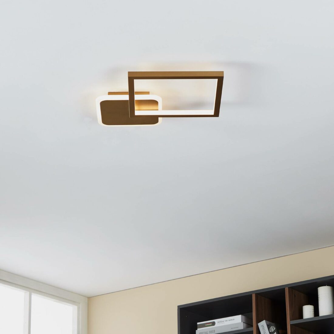 EGLO LED stropní svítidlo Gafares s dálkovým ovládáním hranaté zlaté barvy