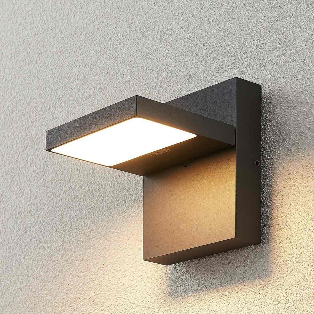 Lucande Venkovní nástěnná LED lampa Silvan
