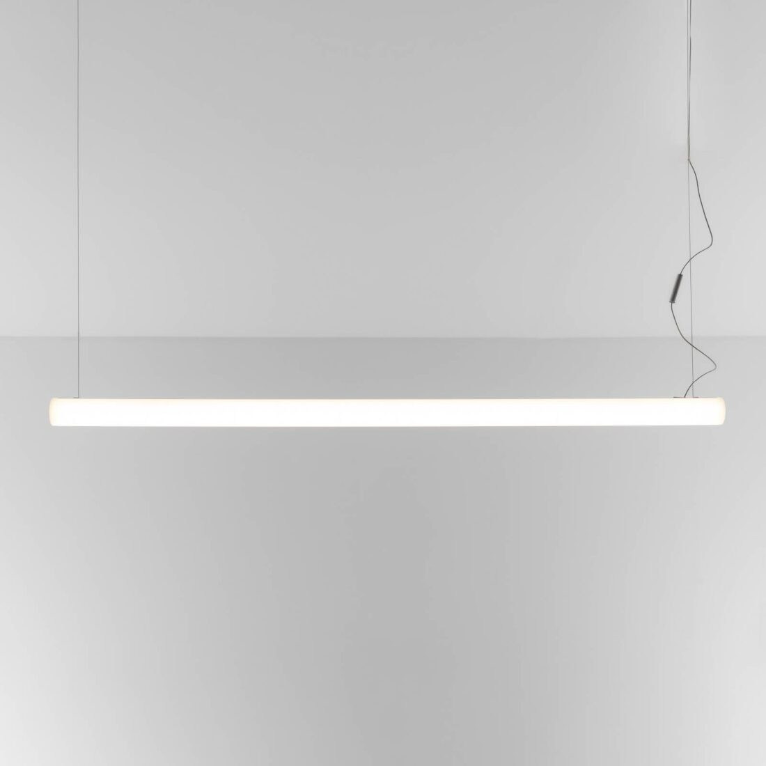 Artemide Abeceda světla lineární přes aplikaci 180 cm