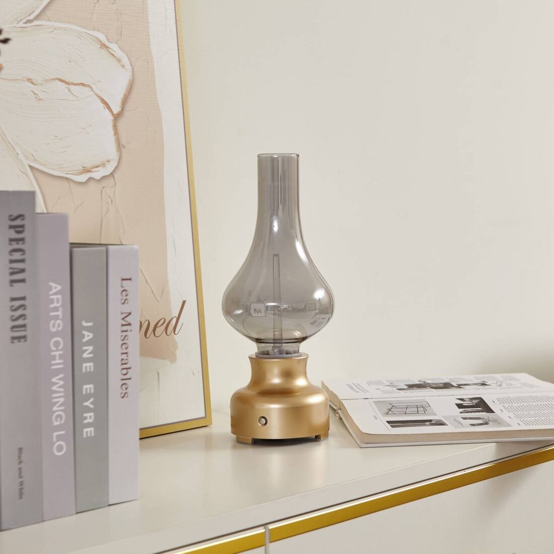 Lindby Nabíjecí stolní lampa LED Maxentius se stmívačem ve zlaté barvě